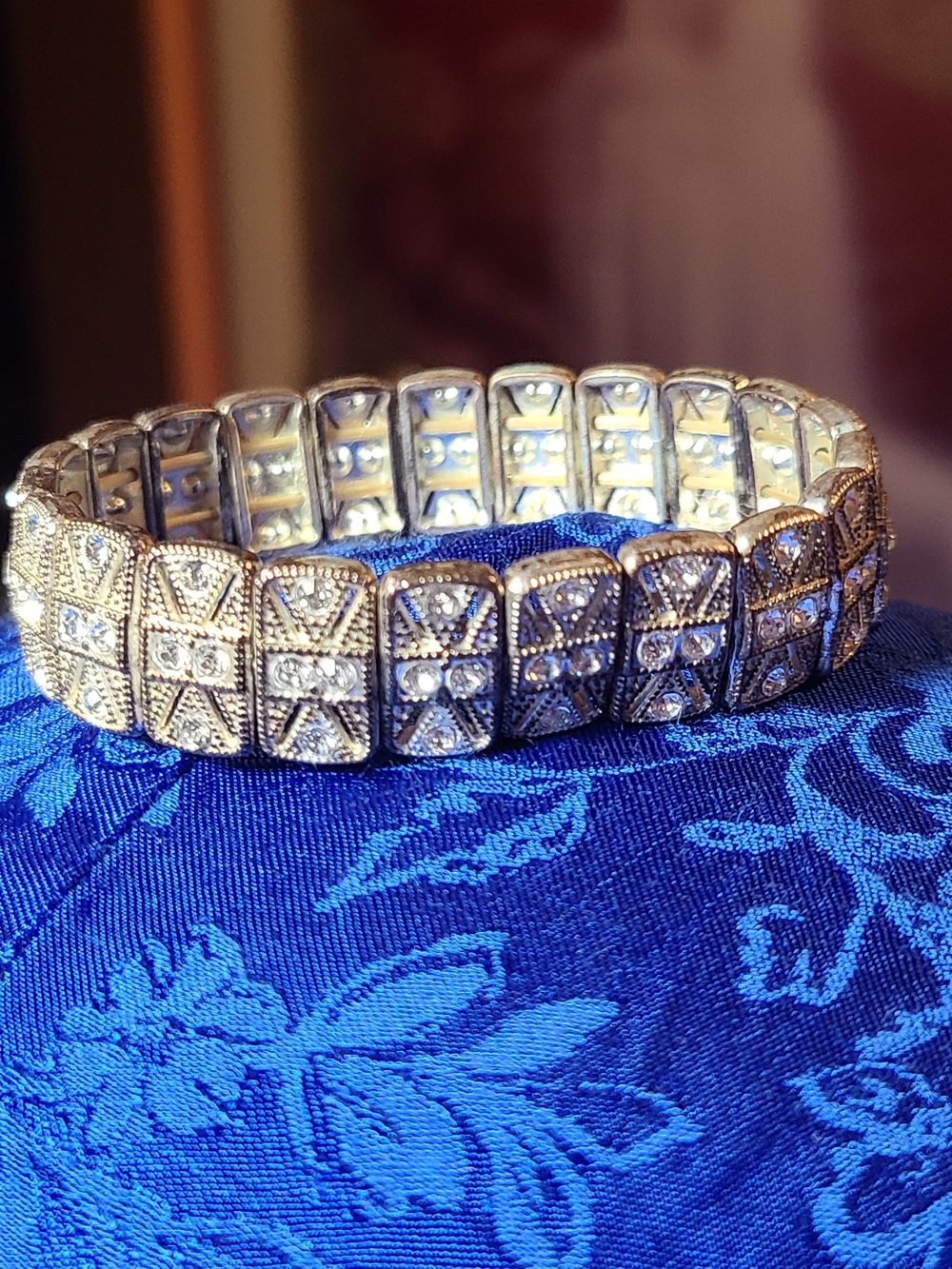 Vintage Gold Stretch Bracelet with Clear Crystals